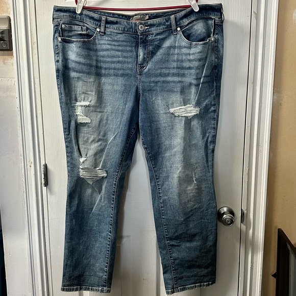 Torrid Boyfriend Straight 22R - Picture 3 of 6